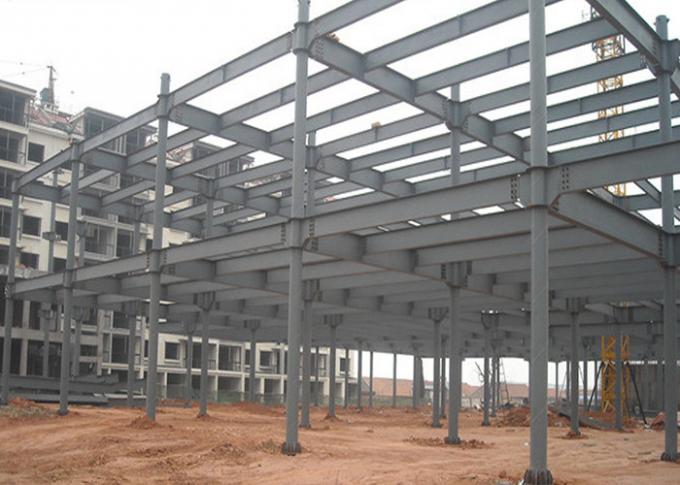 L'entrepôt préfabriqué de cadre en métal de grande envergure de structure métallique de conception de la Chine Sqm 1000 a peint le bâtiment de structure métallique
