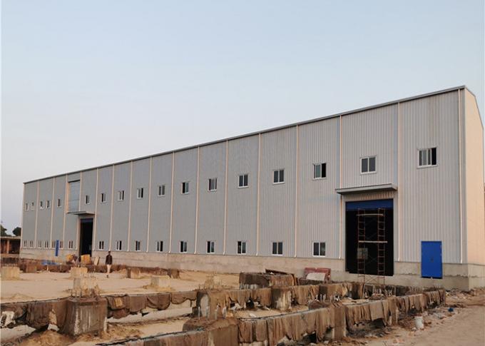 La structure métallique moderne de nouvelle conception établissant la structure métallique légère a préfabriqué le bâtiment pour l'entrepôt